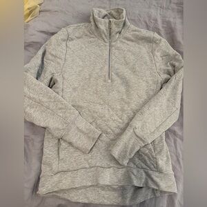 Lululemon quilted pullover